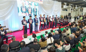ダイハツサービス技術コンクールの授賞式